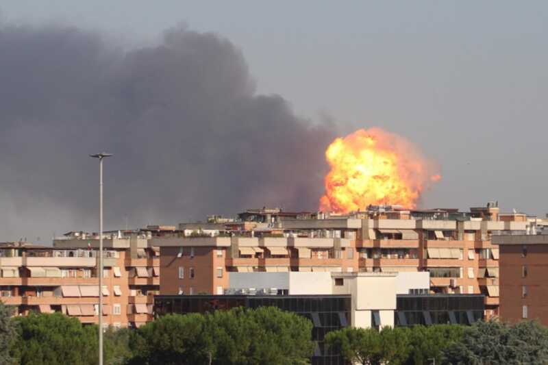 gasolinera roma5 1 - 2