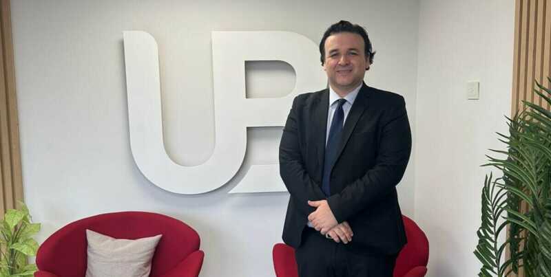 El juez Lezcano presentó su libro sobre nuevos paradigmas del derecho civil 2 “Los jueces y abogados no solo aplicamos normas, también tenemos un rol de enseñanza. Tenemos que defender el Estado de Derecho, incluso frente a hechos que aún no están tipificados”, explicó.