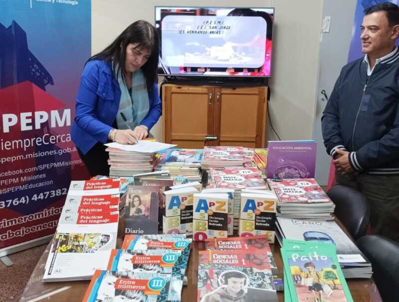 Anuncian jornada clave para la formación docente en Misiones, con posible presencia del secretario Torrendell 3 “Vamos a trabajar con la empresa Tigmas, que provee software y recursos para mejorar la lectura fluida, la comprensión y otras habilidades clave”, anticipó Bogado.