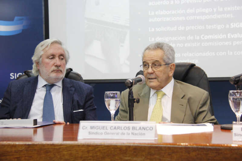 Milei desplazó a Miguel Blanco de la SIGEN, el organismo de control interno del Ejecutivo 3 Blanco había asumido el cargo al comienzo del mandato de Javier Milei, en diciembre de 2023, como parte de un equipo técnico que acompañó la transición.
