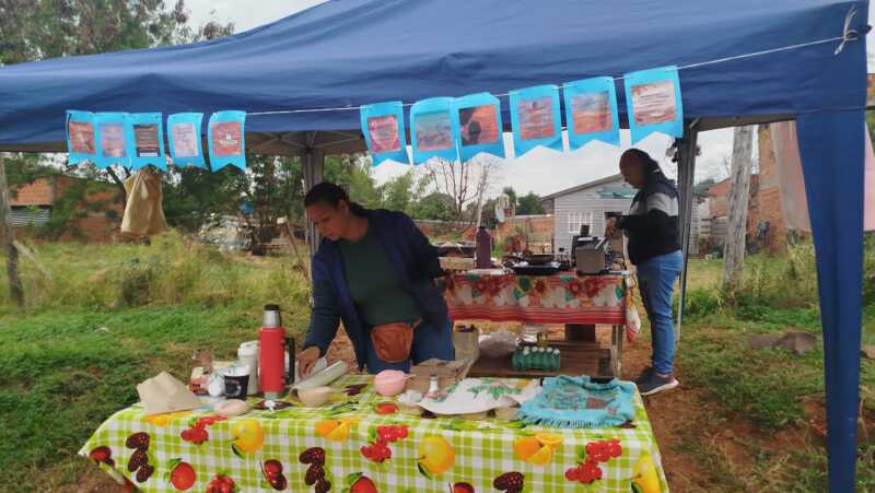 Emprendieron con lo mínimo y su rincón de desayunos ya es elegido por muchos en Posadas 5 sabores al paso emprendimiento posadas 2 - 4