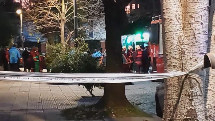 Buenos Aires: Cinco muertos y un bebé grave por intoxicación con el monóxido de carbono de una estufa 3 tragedia en devoto bs as 696x392 1 - 2