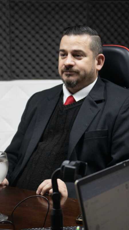 “Estoy decepcionado de Amarilla”: Ríos denunció pedidos millonarios a empresarios 3 Para Ríos, los resultados obtenidos por el partido no son atribuibles a la figura de Amarilla. “Fue un voto castigo. Muchos policías estaban enojados porque no pudieron votar. Hasta familiares míos se quejaron cuando se enteraron que lo llevábamos como candidato”, comentó.