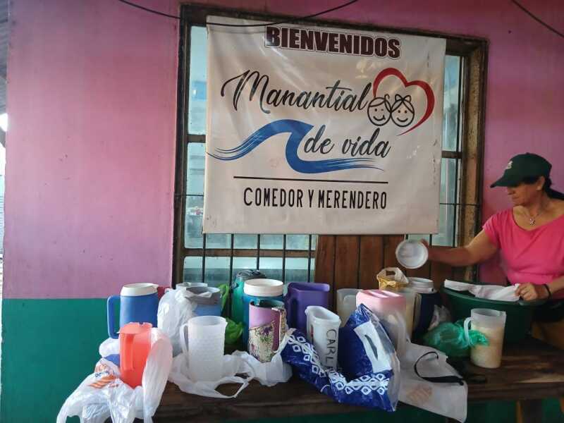 Fuerte crisis en los barrios: más trabajadores acuden a los comedores populares 6 514258160 1302816538511086 4219147594929524473 n 1 - 5