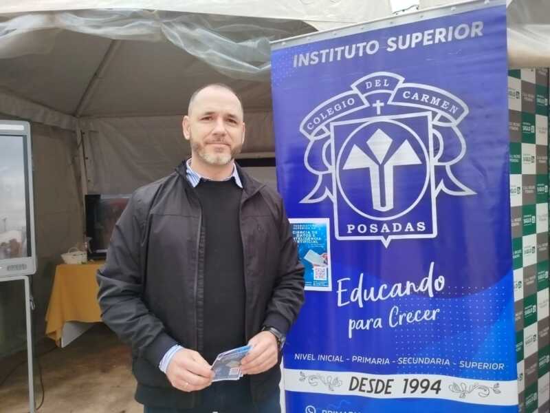 Inteligencia Artificial y Fotografía, entre las 300 carreras de la Expo Posadas Ciudad Universitaria 5 Expo Posadas ciudad universitaria 4 1 - 4