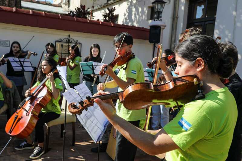 ”Iguazú Suena 2025” reunirá a más de 250 jóvenes músicos de Misiones Imagen de WhatsApp 2025 08 14 a las 16.41.41 c4680e59 - 1