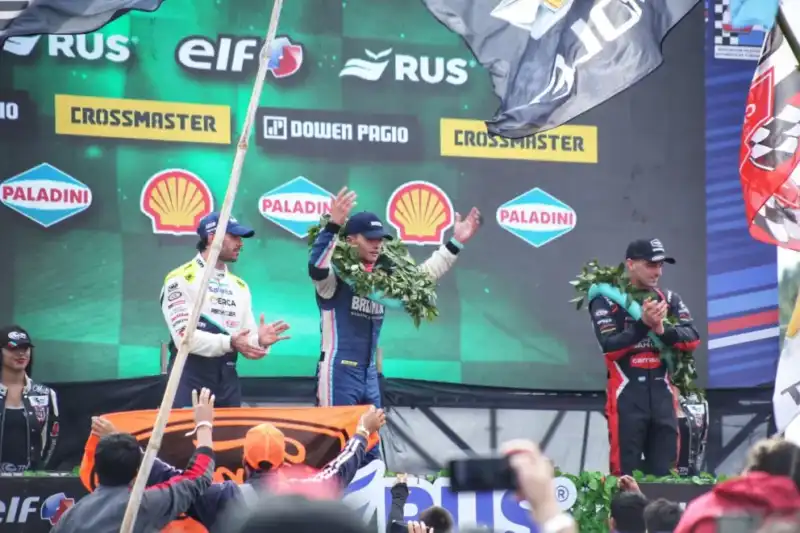 Jorge Barrios ganó la Clase 3 del TN, Okulovich abandonó en su carrera N°200 TN