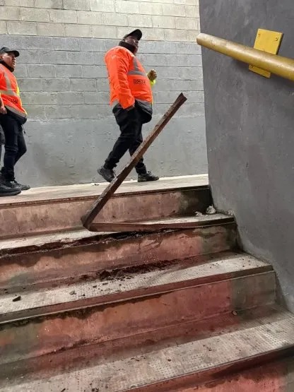 Barbarie: así la fue la cronología de los incidentes en el partido entre Independiente y la U de Chile 10 WhatsApp Image 2025 08 21 at 07.37.02 13 - 9