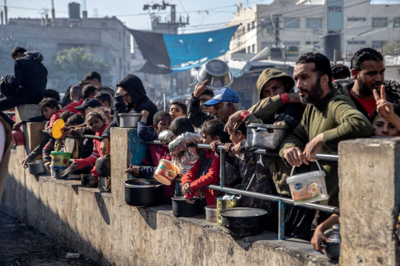 Gaza recibió 97 paquetes de alimentos desde el aire e Israel niega restringir la ayuda humanitaria Gaza
