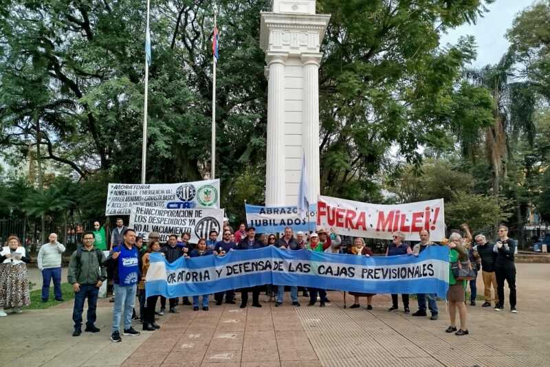ATE Misiones presentó un amparo colectivo contra PAMI por recorte de medicamentos para jubilados 4 La medida impulsada por ATE apunta a frenar recortes en la cobertura de medicamentos e insumos que afectan directamente la calidad de vida de los jubilados.