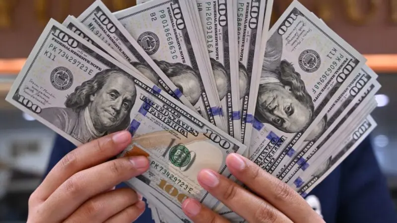 Dólar