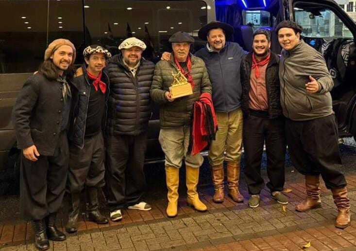 Los Núñez fueron galardonados en Brasil: un triunfo que cruza fronteras 4 La música de Misiones cruza fronteras: Los Núñez se consagran en Brasil y su disco Yvy Purahéi llega al Teatro Lírico.