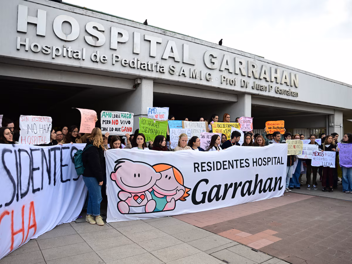 “Hay vidas en juego”: Garrahan pide a legisladores rechazar veto a la Emergencia Pediátrica 1 Garrahan