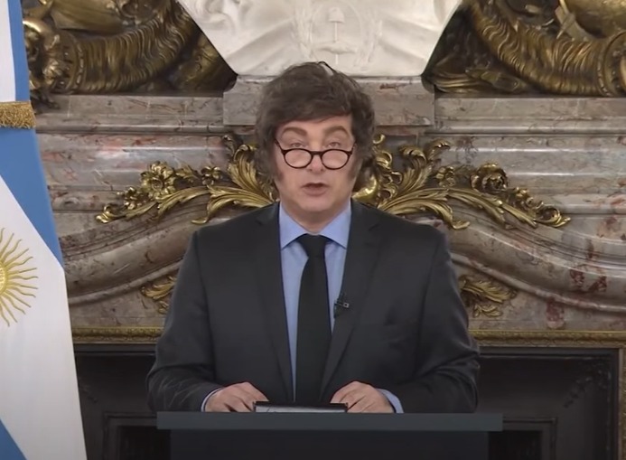 Presupuesto 2026: Milei prometió aumento para pensionados, universidades y salud pública Javier Milei presupuesto 2026 - misiones