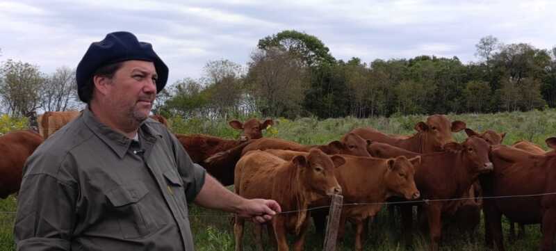 Misiones apuesta a la ganadería del futuro: Brahman colorado y búfalos como protagonistas 7 Matías Pamberger destacó que el objetivo es ofrecer carne de calidad, diferenciada y con valor agregado para el mercado.
