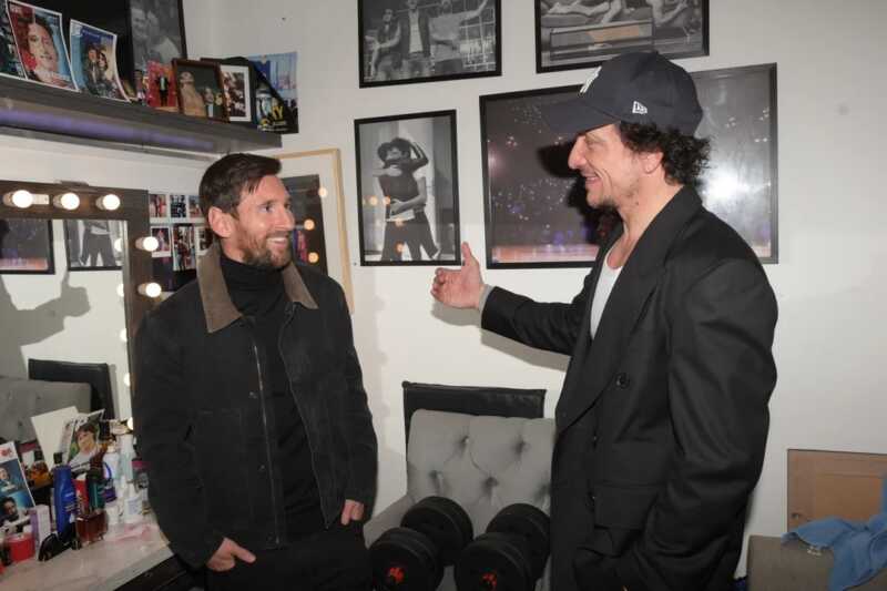 Messi fue al teatro a ver a Nico Vázquez y se llevó la ovación de la noche 29 WhatsApp Image 2025 09 03 at 08.26.48 14 - 28