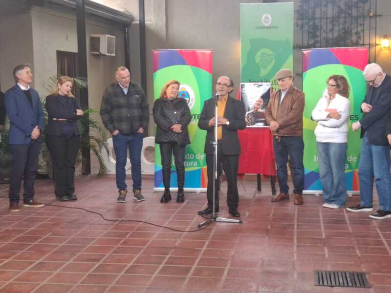 Corrientes despidió con honores al músico Raúl Barboza imagen 102613 - 1