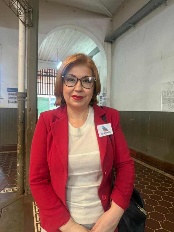 Elecciones 2025: Ninfa Alvarenga denuncia irregularidades en la Escuela N°1 Félix de Azara “La Libertad Avanza puede crecer en Misiones priorizando soluciones locales y transparencia”, afirmó Ninfa Alvarenga.