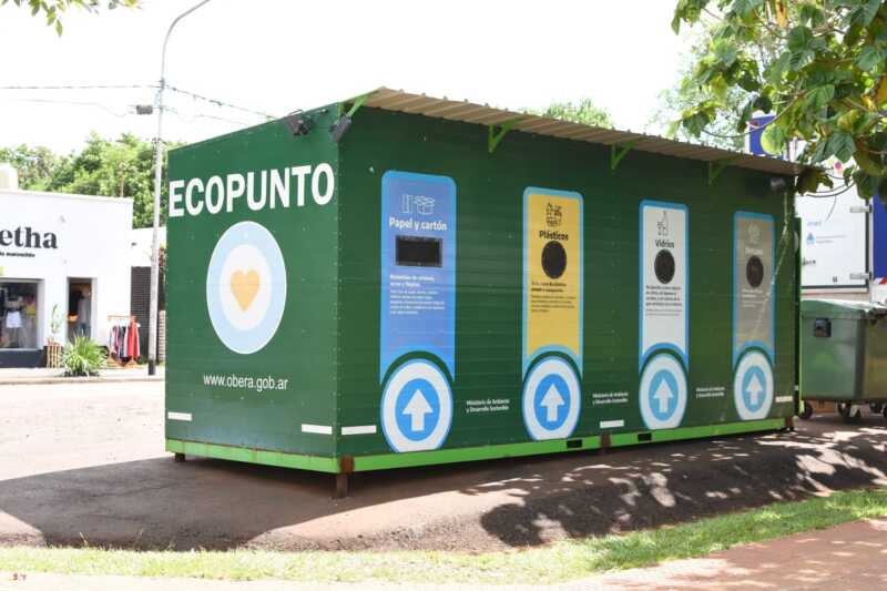 Servicios municipales en Posadas por Carnaval: cómo funcionarán el 16 y 17 de febrero 4 EcoPuntos Plaza Malvinas - 3