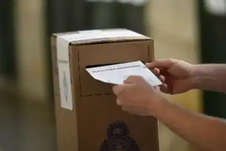 La discusión por las PASO y la Boleta Única se instala como uno de los debates políticos centrales de 2026.