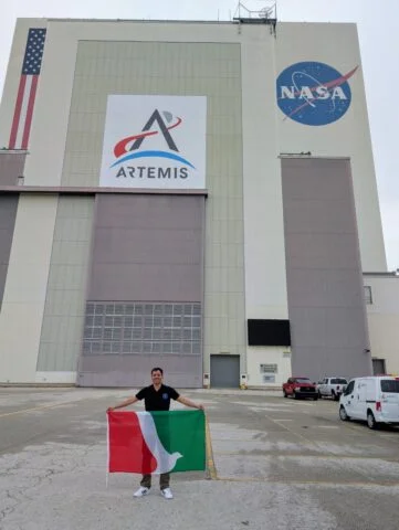 Luis Santiago López: orgullo de Oberá en la misión Artemis II 4 Lopez en la Nasa 361x480 1 - 3