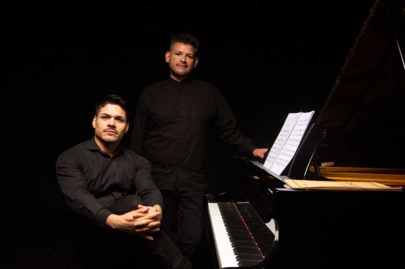 PIANISTAS MARCOS Y GUSTAVO - 1