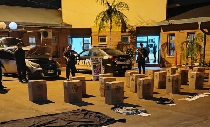 Incautan auto robado con millonaria carga de cigarrillos en Puerto Piray Puerto Piray