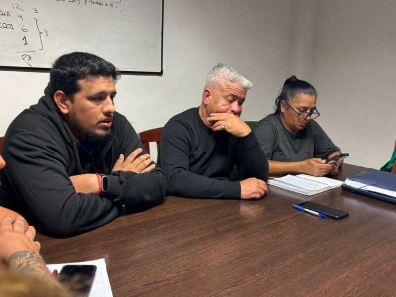 Futsal: los clubes de la Liga Posadeña respaldaron a Molina y decidieron bajarse del Clausura 4 WhatsApp Image 2025 10 16 at 22.24.24 1 - 3