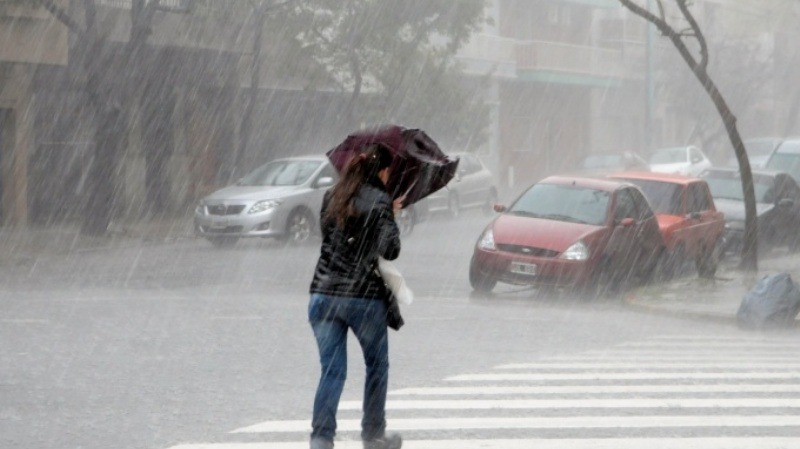 Alerta naranja en Misiones: lluvias fuertes y tormentas este viernes 2 Misiones bajo Advertencia Naranja: se esperan fuertes tormentas este viernes
