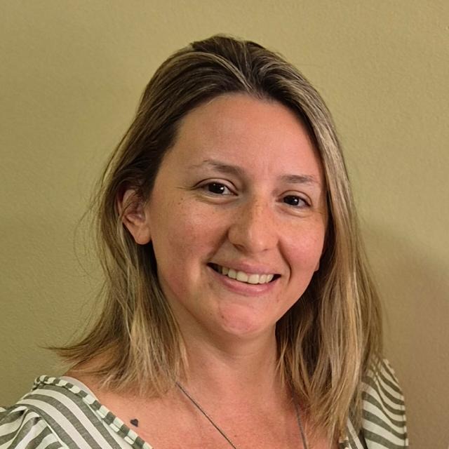 ¿Cómo incide la crisis económica familiar en la salud mental? 2 angelica salinas colegio psicologos - 1