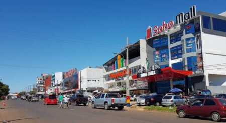 Argentinos abren locales en Encarnación para venderle a argentinos: el fenómeno que crece según Andrés Morel encarnacion argentinos
