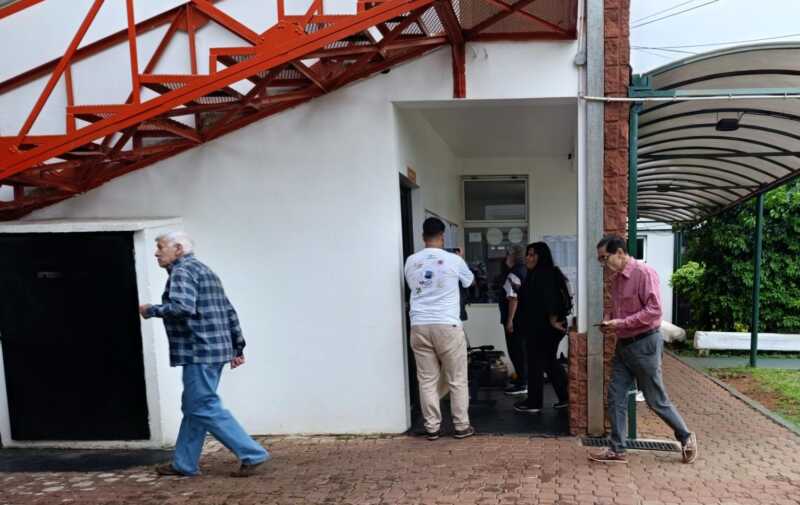 Elecciones 2025: “Que la gente vaya a votar porque el sistema es muy fácil”, sostienen los primeros votantes 4 elecciones centros votacion - 3