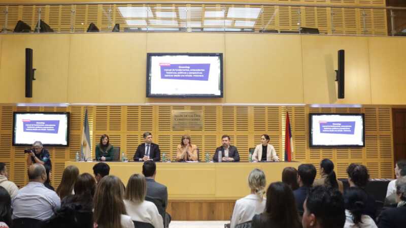 Definen cómo deben actuar las escuelas misioneras ante casos de grooming 6 legislatura grooming - 5