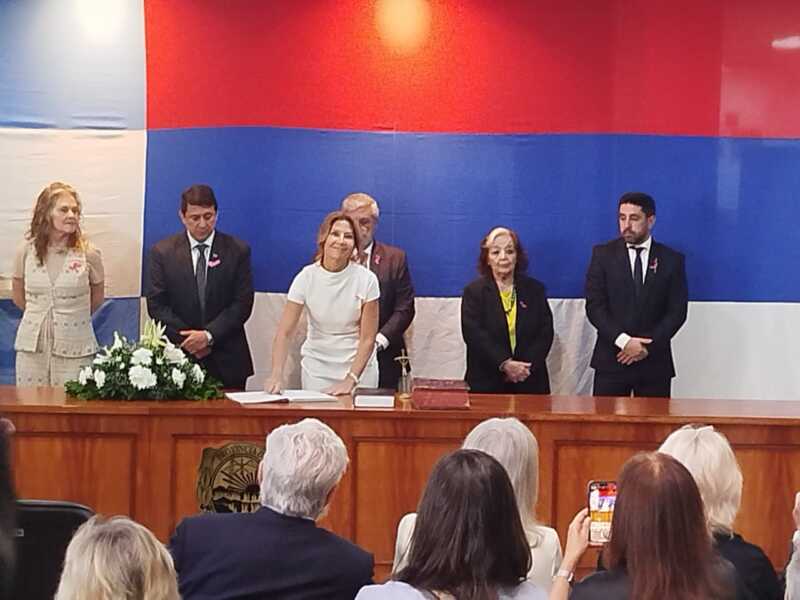 Valeria Fiore juró como ministro del STJ Misiones tras el Acuerdo parlamentario Fiore STJ