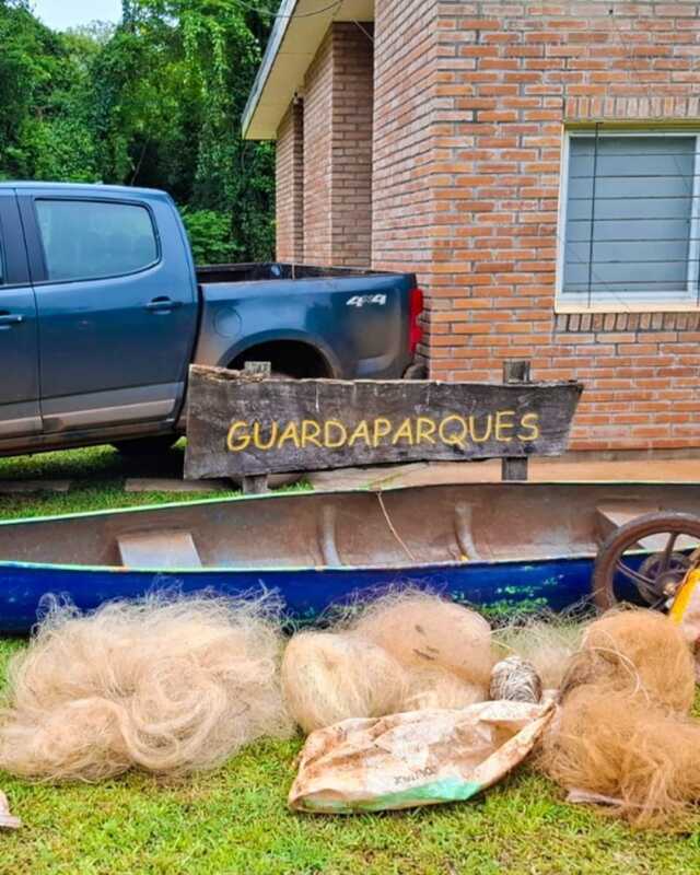 Misiones refuerza controles por la veda de pesca en ríos 6 581867399 18536326117029094 730602165739531402 n - 5