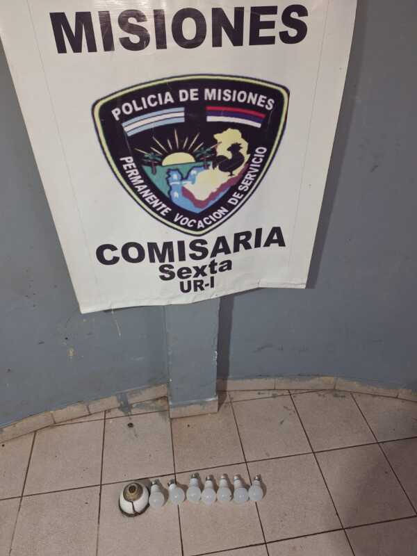 Hombre detenido en Posadas tras robar focos eléctricos a vecinos 3 Arrestan a hombre con antecedentes por robar focos en la chacra 102 de Posadas