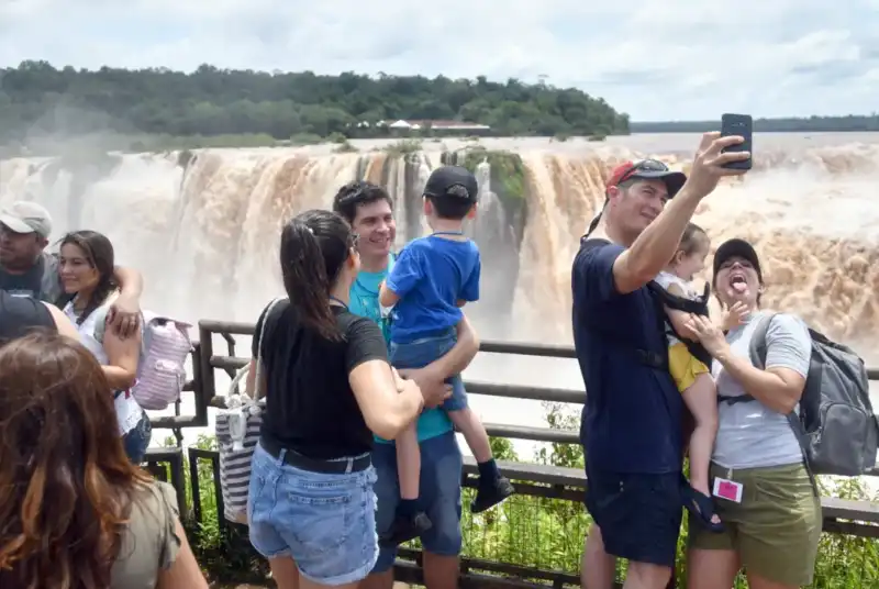 Misiones: el feriado impulsó un marcado crecimiento del turismo 3 Misiones