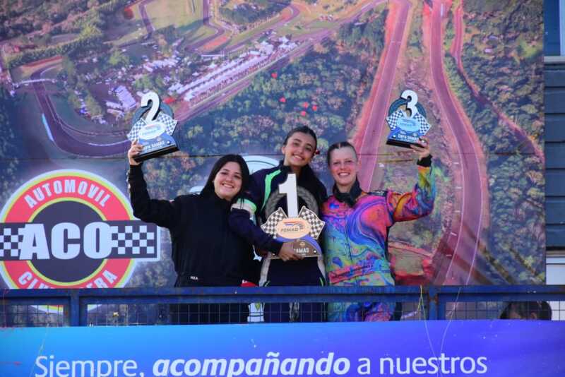 Misionero de Karting: la 8ª fecha dejó emoción, ganadores y definiciones en suspenso 16 WhatsApp Image 2025 11 10 at 07.22.18 1 - 15