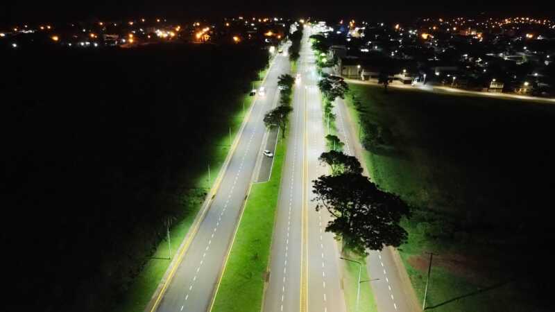 Alem avanza con la reconversión del alumbrado público y extiende la iluminación LED en la ruta 4 alem