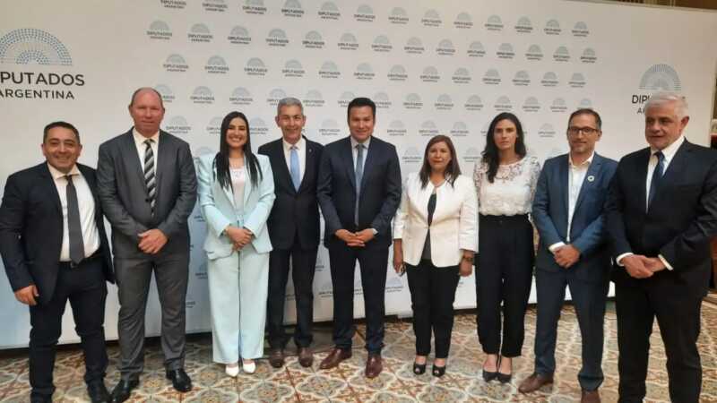 Passalacqua y gobernadores buscan ampliar el interbloque de Innovación Federal en el Congreso 1 innovación federal