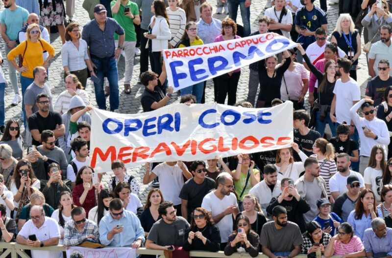 Papa León XIV: ‘’el amor de Dios nos espera más allá de la muerte’’ 2 “El Papa León XIV: la memoria de los difuntos es un acto de fe y no de nostalgia”