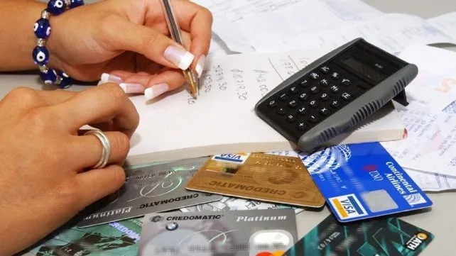 Tarifas, deudas y precios: el triángulo que redefine el consumo en los hogares.