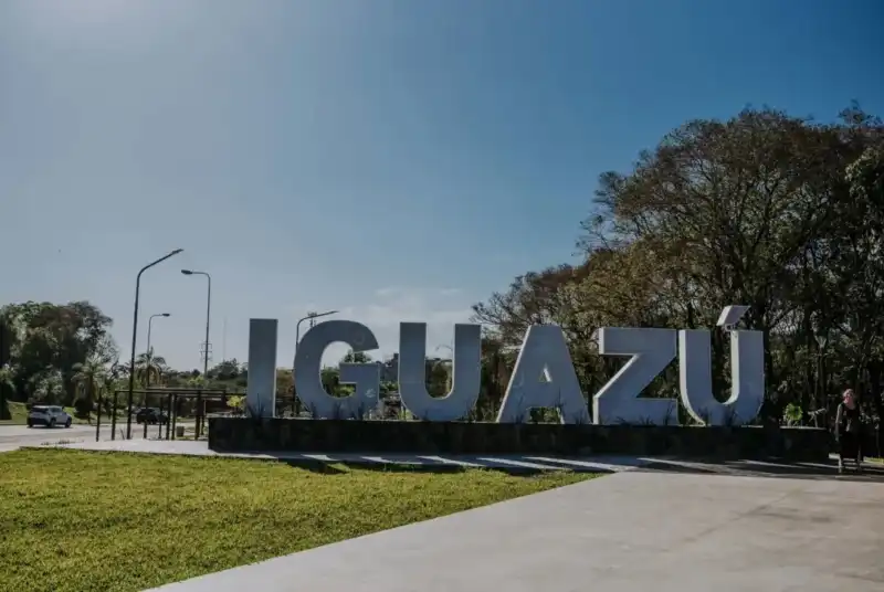 Calor extremo y tormentas: así estará el tiempo en Misiones este fin de semana largo 6 iguazu 1 - 5
