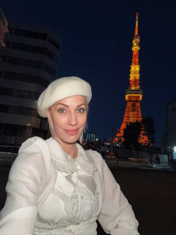 Ingrid Grudke, elegida nuevamente: Mariano Argento la convocó para su nueva serie internacional Le Marchand 5 japon ingrid - 4