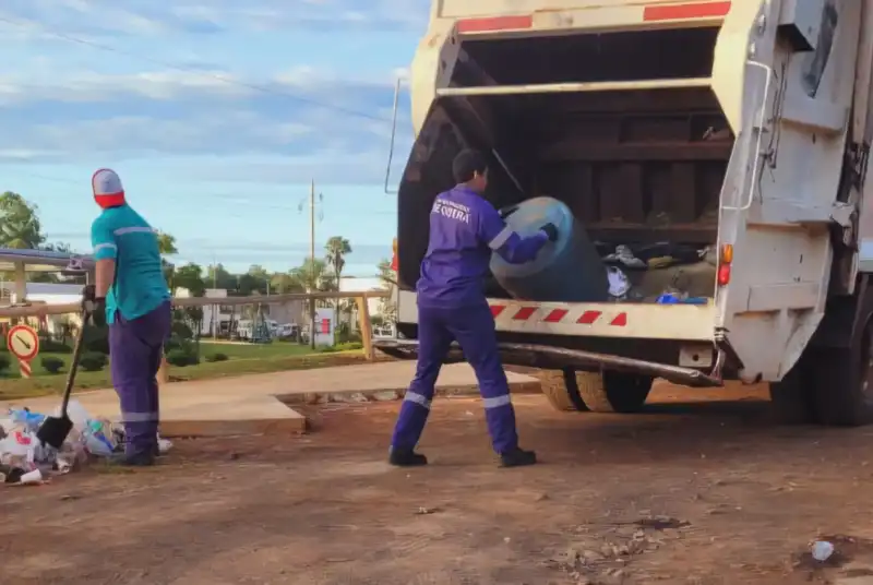 Municipios “puados”: no llegan al aguinaldo y unos 20 ya pidieron adelanto de coparticipación 6 Más de veinte municipios de Misiones recurrieron a adelantos de coparticipación para intentar pagar sueldos y aguinaldos, según confirmó José Bautista Schiro.