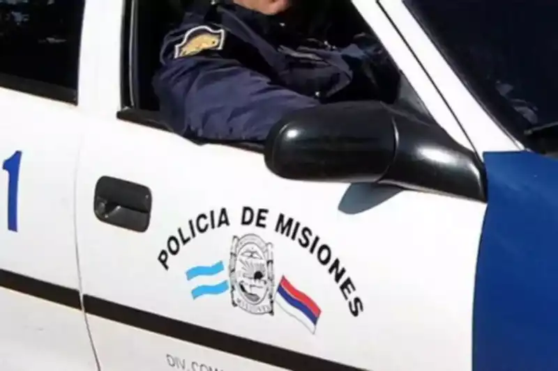 Violento choque y fuego en Mojón Grande: un motociclista resultó gravemente herido