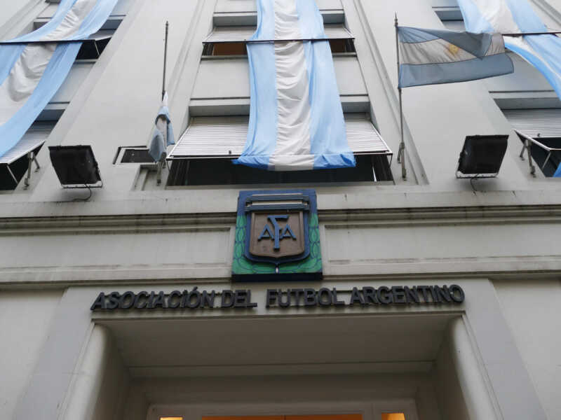 Causa AFA: la Justicia pone el foco en los vuelos y el patrimonio del tesorero 3 AFA