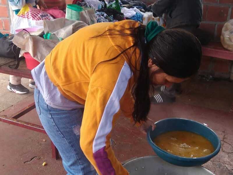 Crece la concurrencia al comedor del barrio San Jorge y ya rozan las 100 familias asistidas Comedor