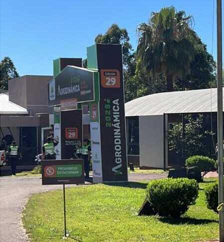 Radio Up presente en la Expo Agrodinámica 2025, el epicentro de la innovación agroindustrial 2 El pulso del campo paraguayo late en Hohenau con la cobertura especial de Radio Up.