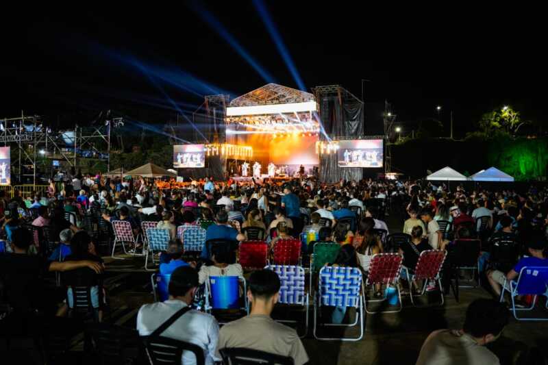 Más de 30 mil personas asistieron al Festival del Litoral en Posadas 2 Festival